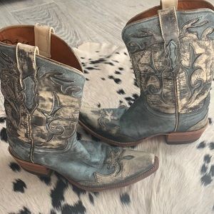 Lucchese Women’s DIVA distressed leather western Teal boots 6.5 B